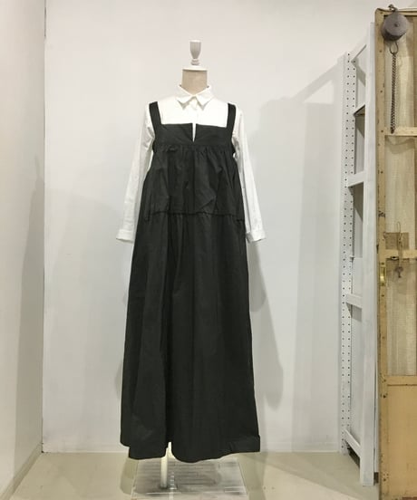 Les filles d'ailleurs／タフタ・ブラックドレス／ロング丈