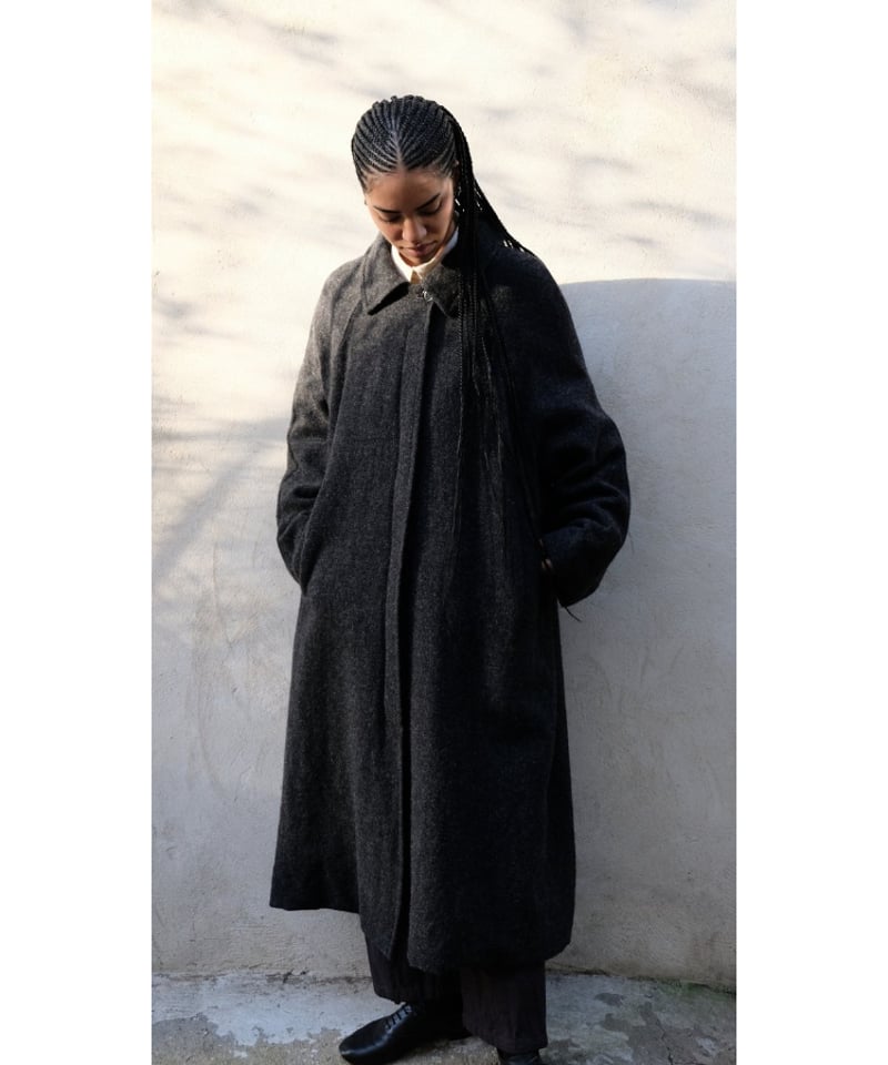 elsa esturgie/ヴァージンウール100%コート/カーボン | ETTA