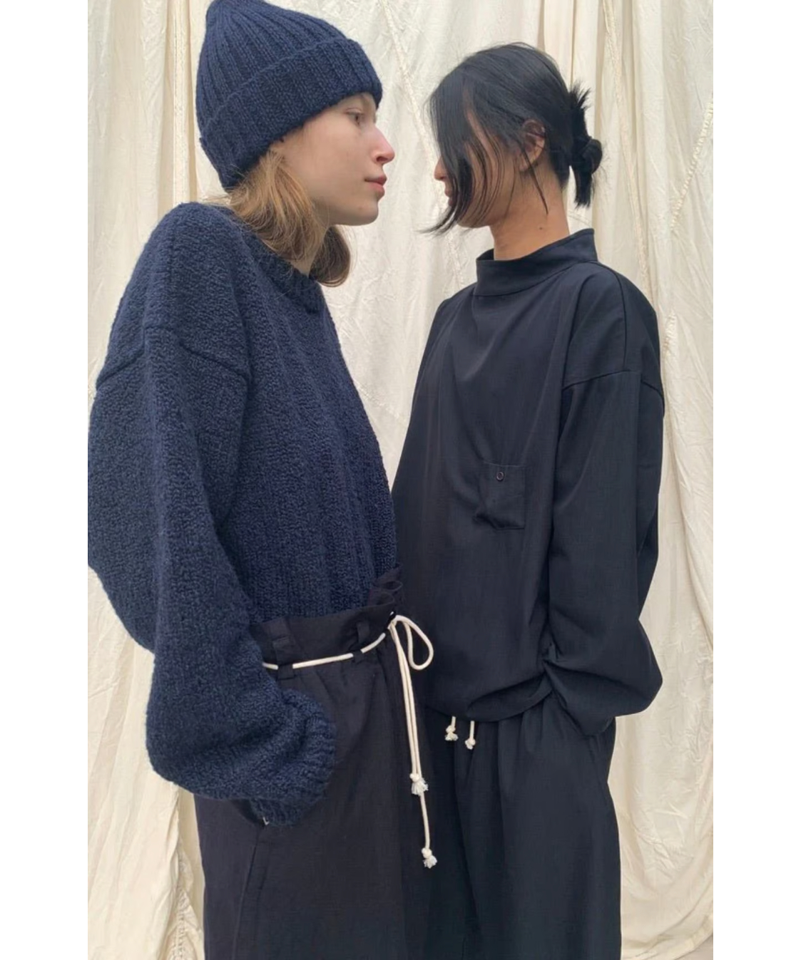 vonsonoのウール・アルパカ混フード型ニット帽 VONSONO/ｱﾙﾊﾟｶ&ｵｰｶﾞﾆｯｸｳｰﾙ・Beanie/Navy | ETTA