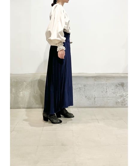 【残り僅か】 TEIJA/スカート/ｽﾑｰｽｸﾚｰﾌﾟSILK100％・ﾈｲﾋﾞｰ