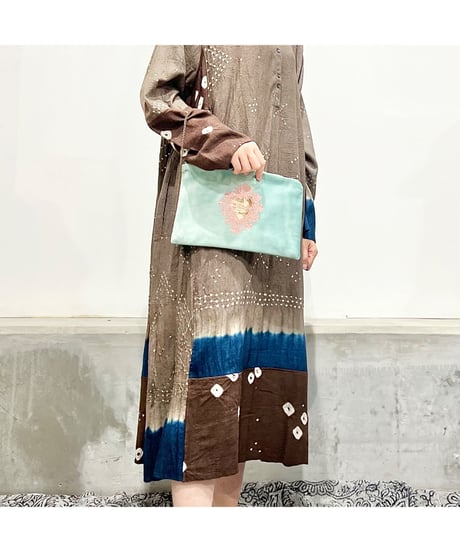 ハンド刺繍ショルダーバッグ/別珍Light blue