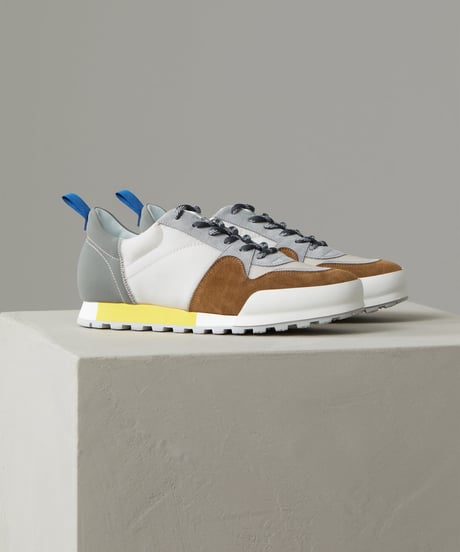 【残り僅か】CLOSED Men'sレースアップスニーカー/Brown oak