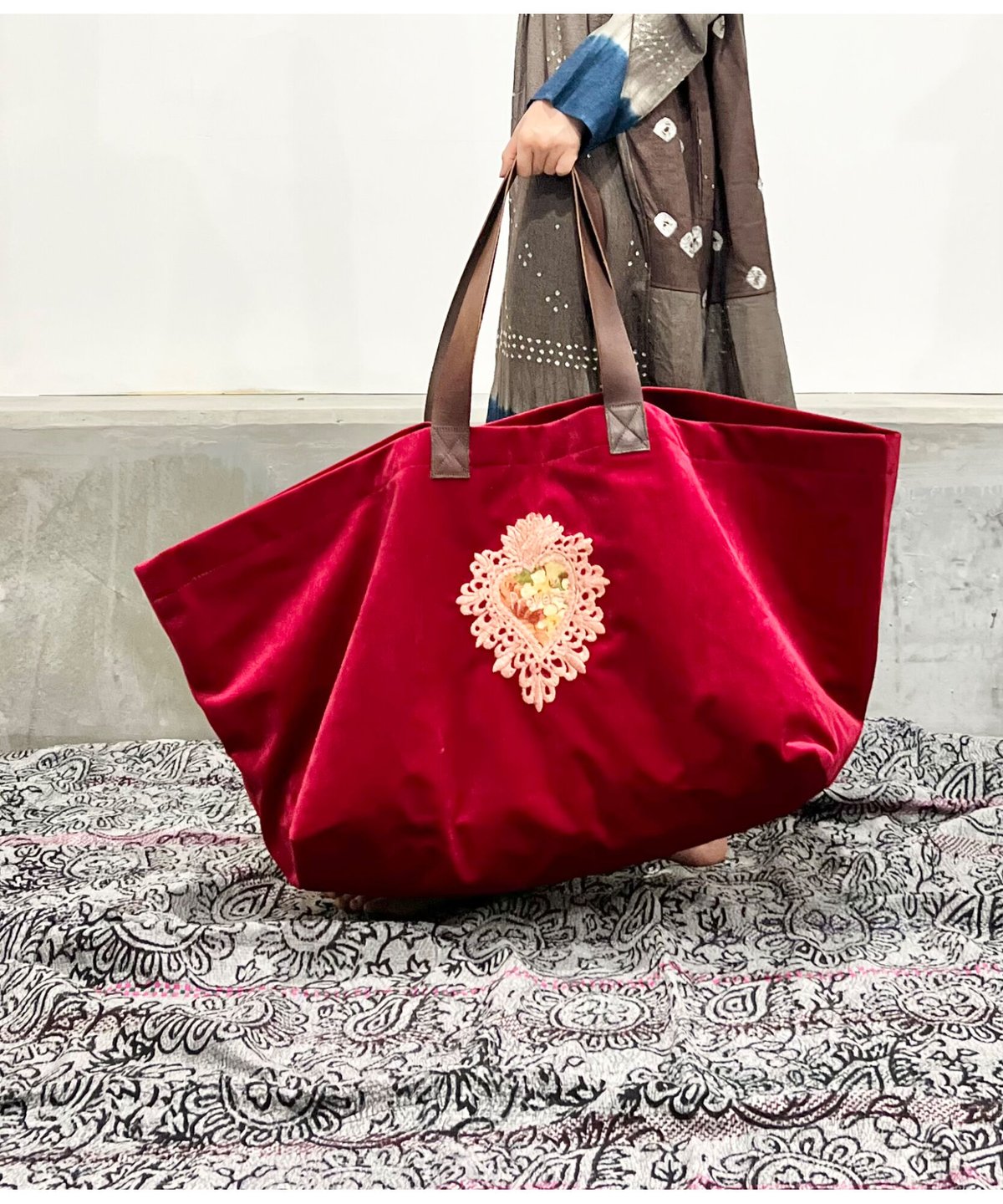 【roseさま】東欧　アンティーク　Red刺繍 楽天市場】刺繍ワッペン・牡丹赤刺繍(1枚)□wap-h-ha10-s