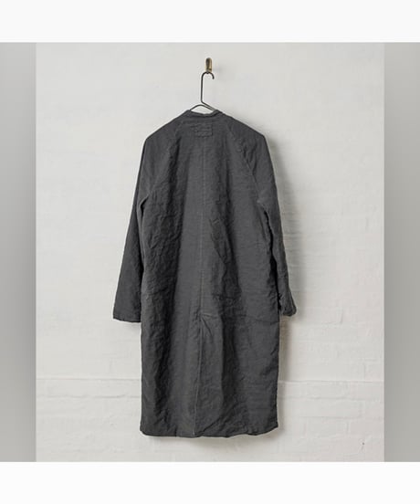【残り僅か】AEQUAMENTE/コットンリネン＆メタルロングジャケット/チャコールグレー