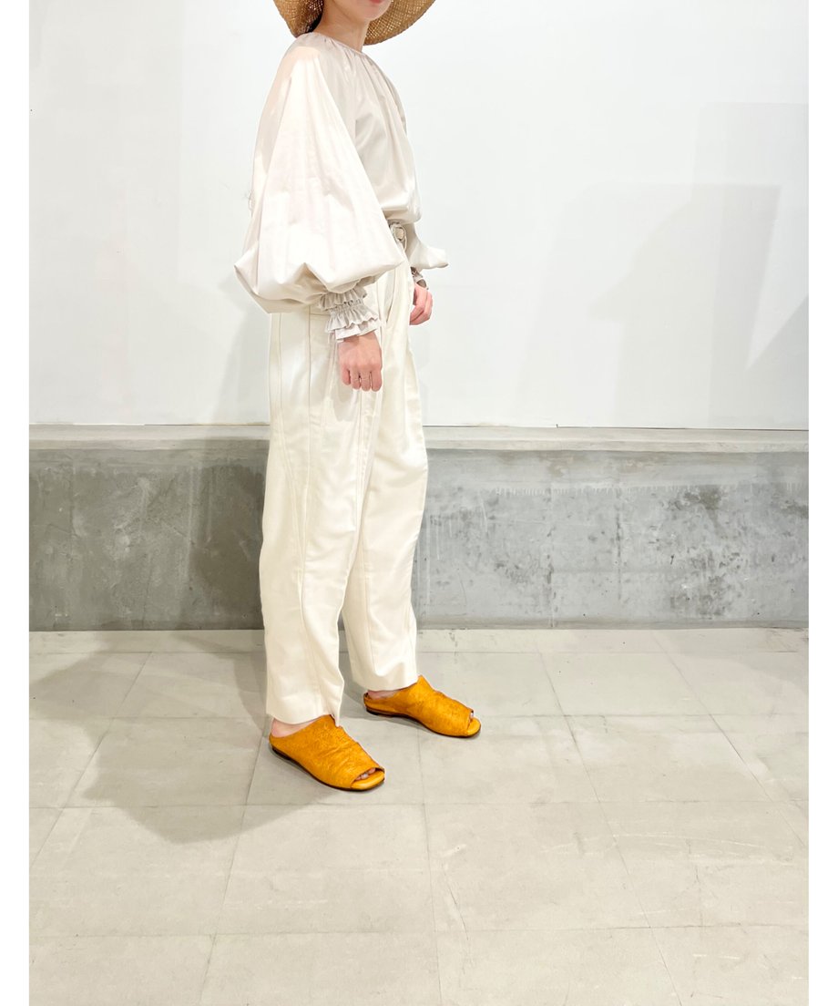 6121e9452b2d3d105cd47a2f