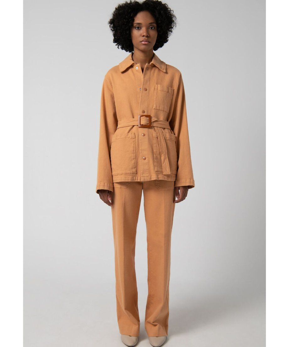 60976f0ae70dc425ebae8711