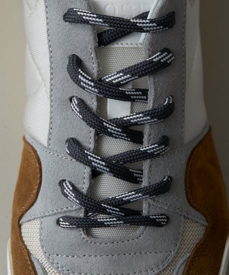 【残り僅か】CLOSED Men'sレースアップスニーカー/Brown oak