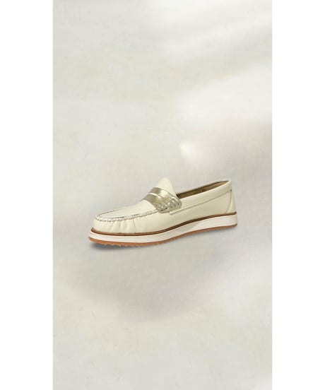 【残り僅か】BIANCA/エナメルレザーシューズ/Cream