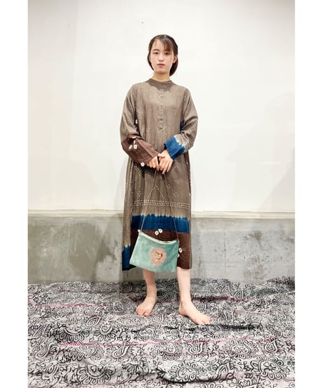 ハンド刺繍ショルダーバッグ/別珍Light blue