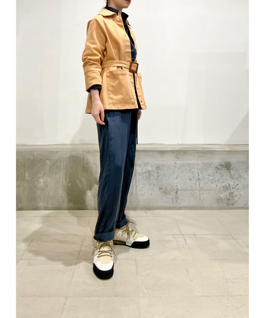 60976f0ae70dc425ebae8711