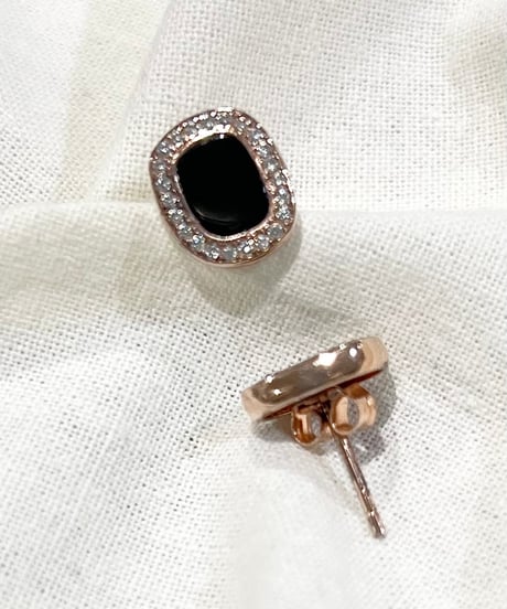 【残り僅か】nina des criquets/Black onyx and zirconia earrings/4sp-04