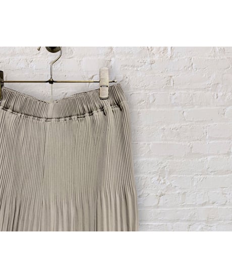 【残り僅か】Pleated Pants/Fawn グレージュ