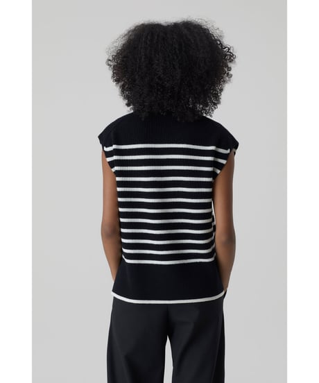CLOSED/ニットベスト/Black stripes