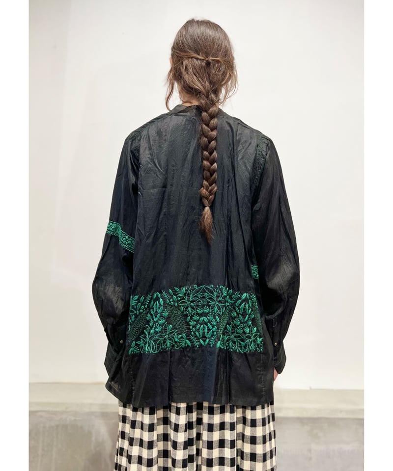 injiri インジリ　シルクトップス　ブラウス injiriシルク100％/手刺繍Tops/Black&green | ETTA