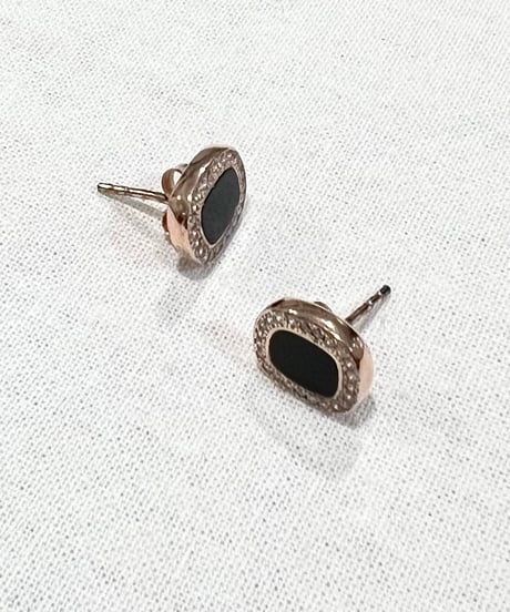 【残り僅か】nina des criquets/Black onyx and zirconia earrings/4sp-04