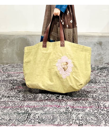 ハンド刺繍バッグ/ビッグサイズ/Pea green