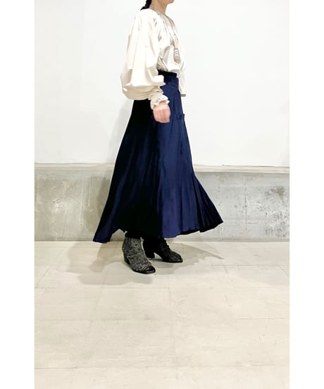 【残り僅か】 TEIJA/スカート/ｽﾑｰｽｸﾚｰﾌﾟSILK100％・ﾈｲﾋﾞｰ