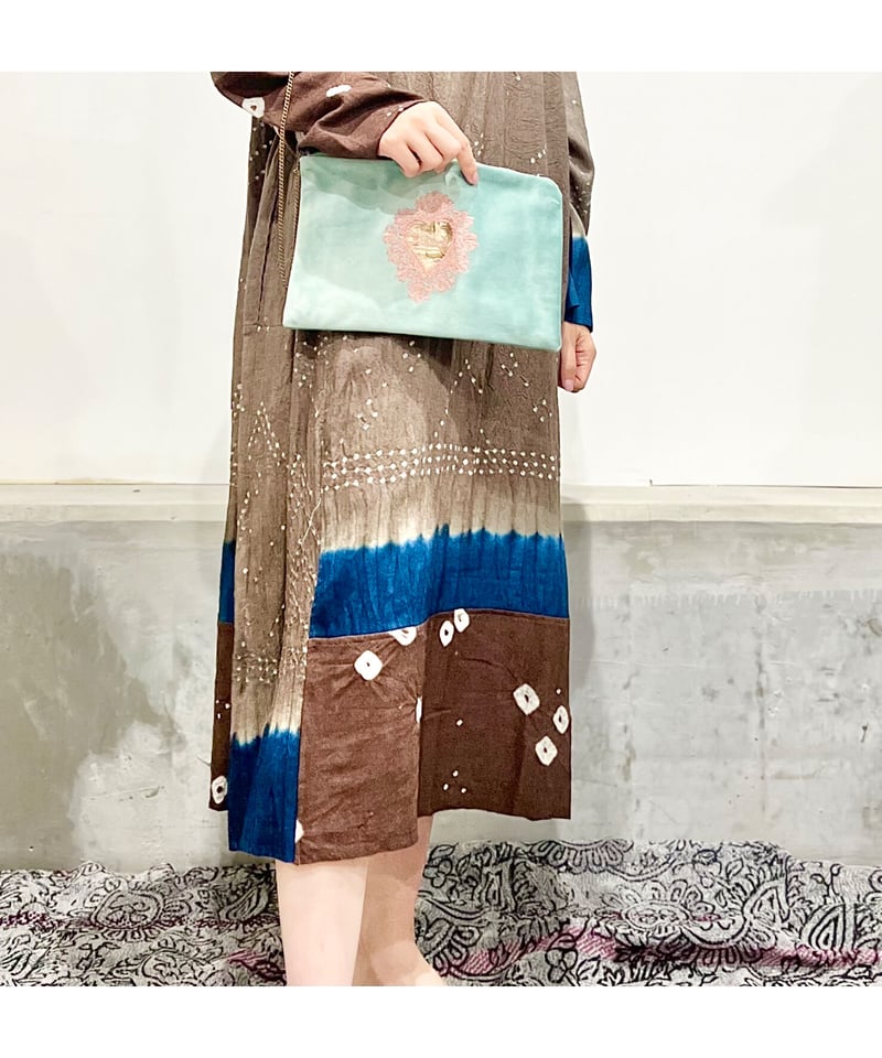 ハンド刺繍ショルダーバッグ/別珍Light blue | ETTA