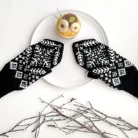 編みものキット「雪と森のミトン」BO-37