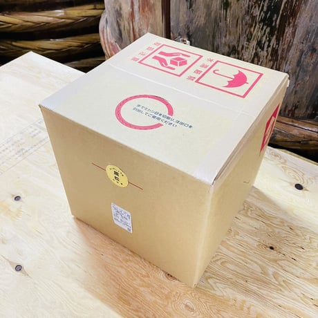 濃口醤油 黒松 20L 業務用 便利なコック付き！