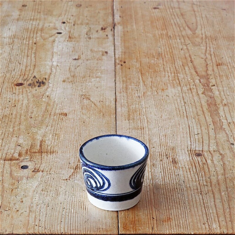 瀬戸本業窯 馬の目 蕎麦猪口 呉須 | MARKUS