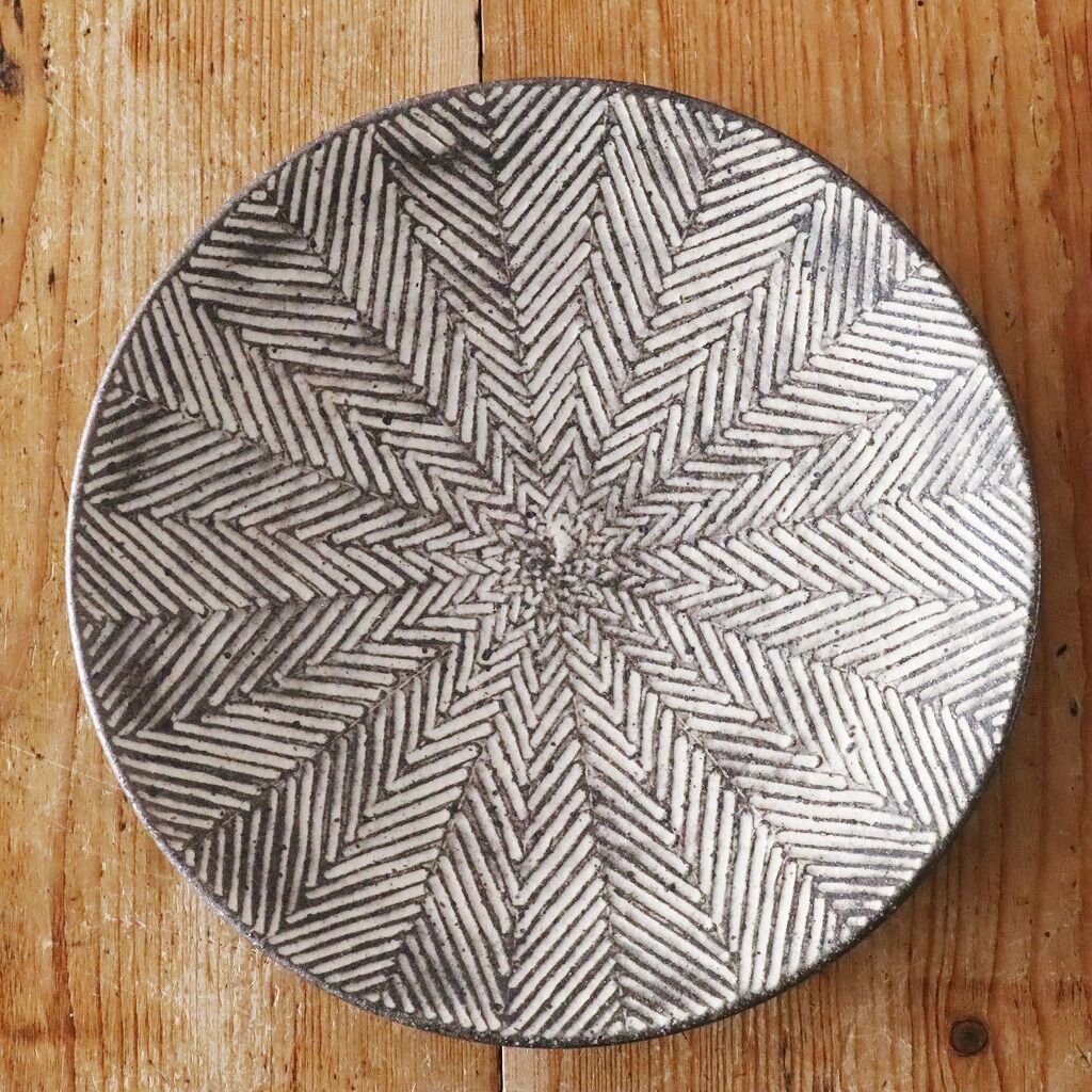 池田 大介 7寸皿 ヘリンボーン | MARKUS