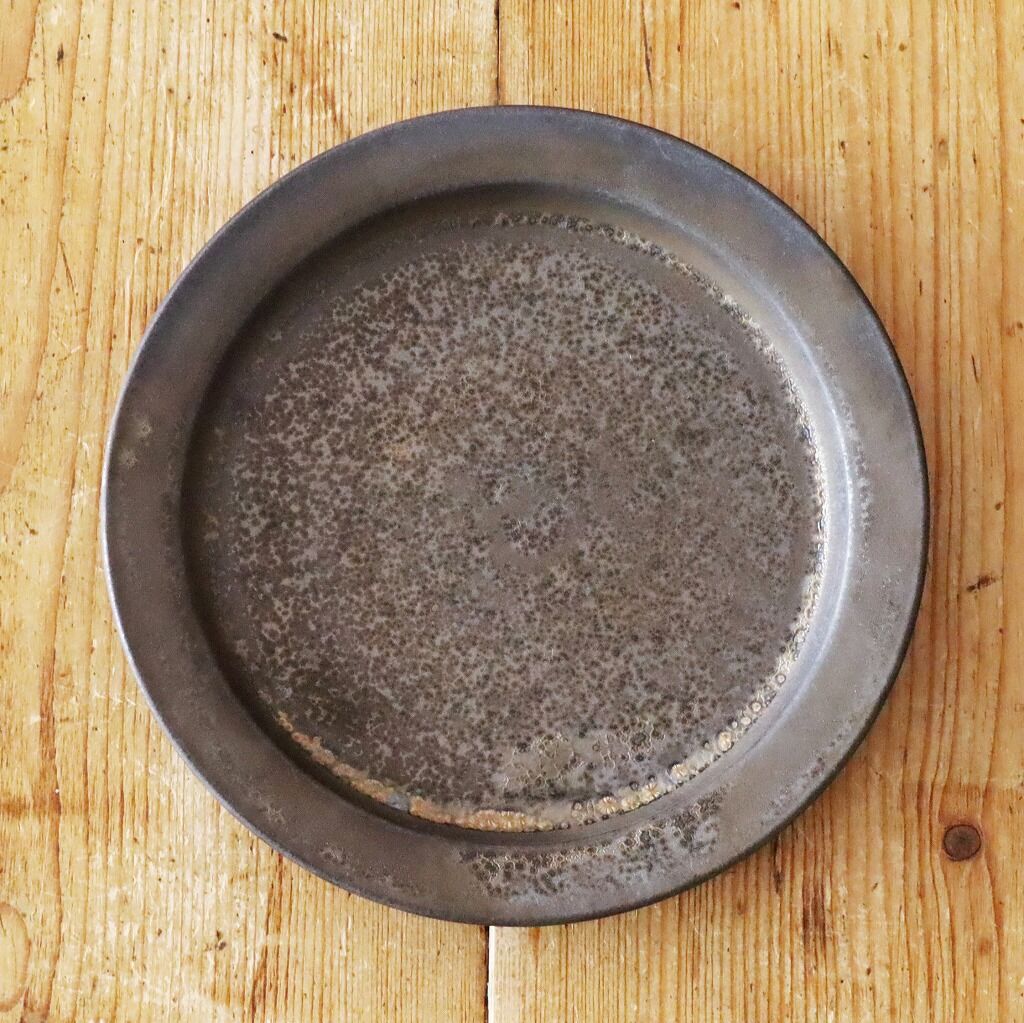 鈴木史子さん 黒のプレート皿