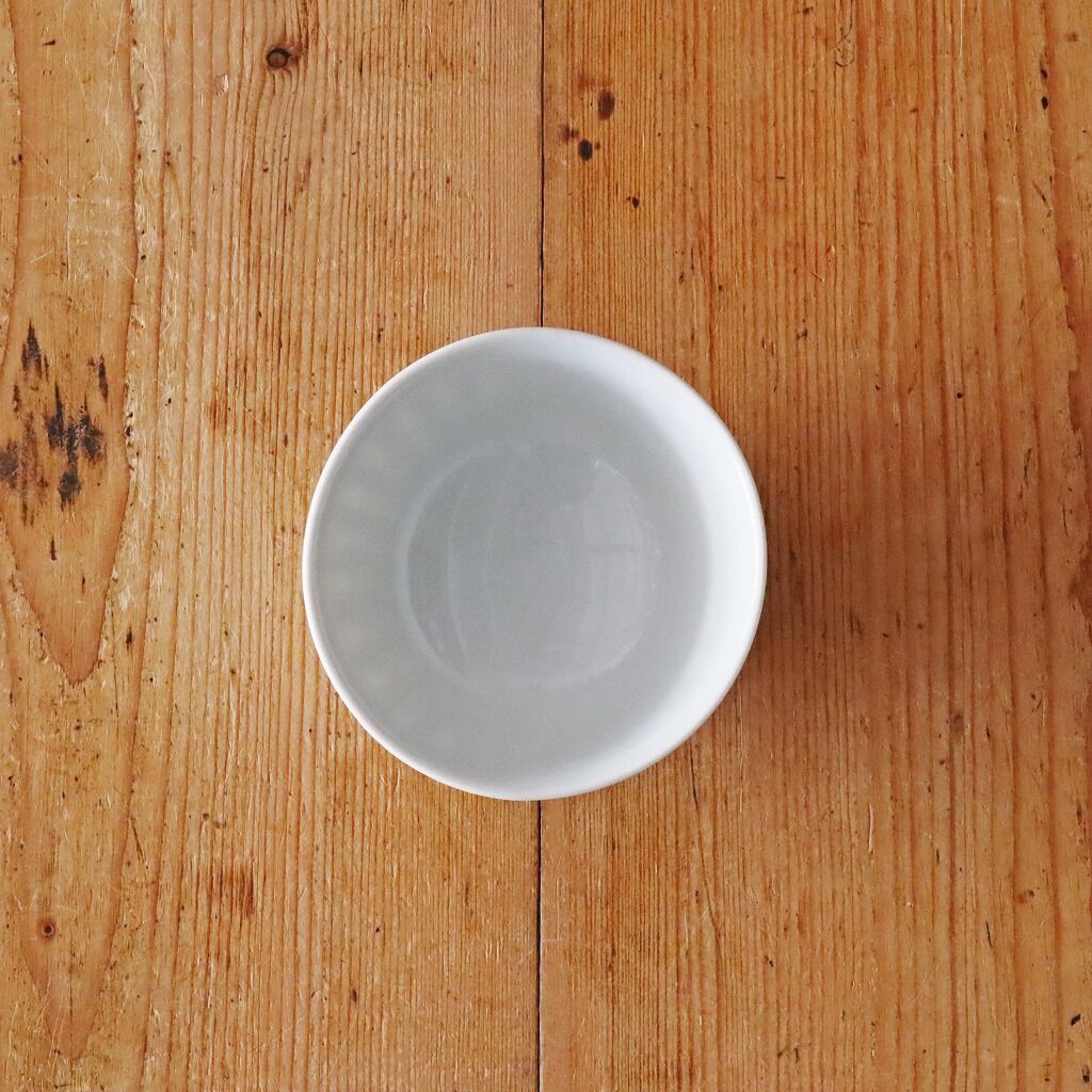 白磁工房（石飛 勲） しのぎ飯碗 白 | MARKUS