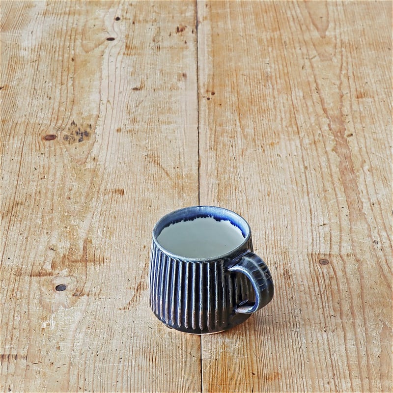 宋艸窯（竹之内 琢） マグカップ 紺 | MARKUS