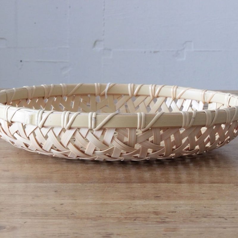 伝統的工芸品　別府竹細工　亀甲編盛籠 受注生産 別府竹細工 二本寄 亀甲(亀甲編み)盛皿 304mm×304mm×高