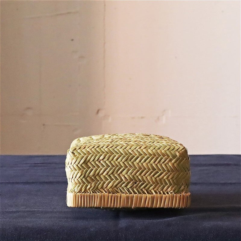 岩手県 一戸鳥越 スズ竹細工 小文庫 大 | MARKUS