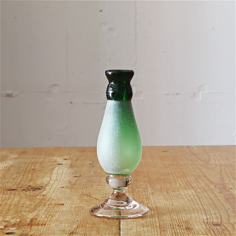 村松学　双耳花瓶　カンナカガラス　舩木倭帆 村松 学【カンナカガラス工房】 - FRANK暮らしの道具 オンライン