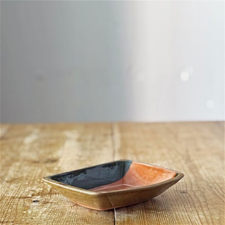 slip works 今津加奈　 長角鉢　5