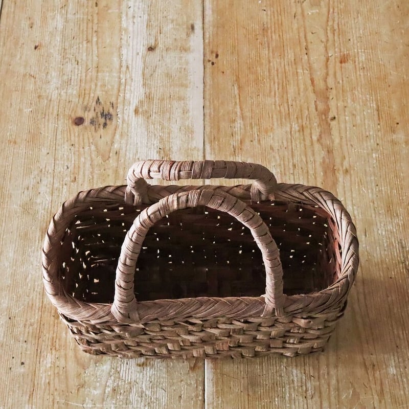 山ぶどう細工の手提げカゴ A | MARKUS