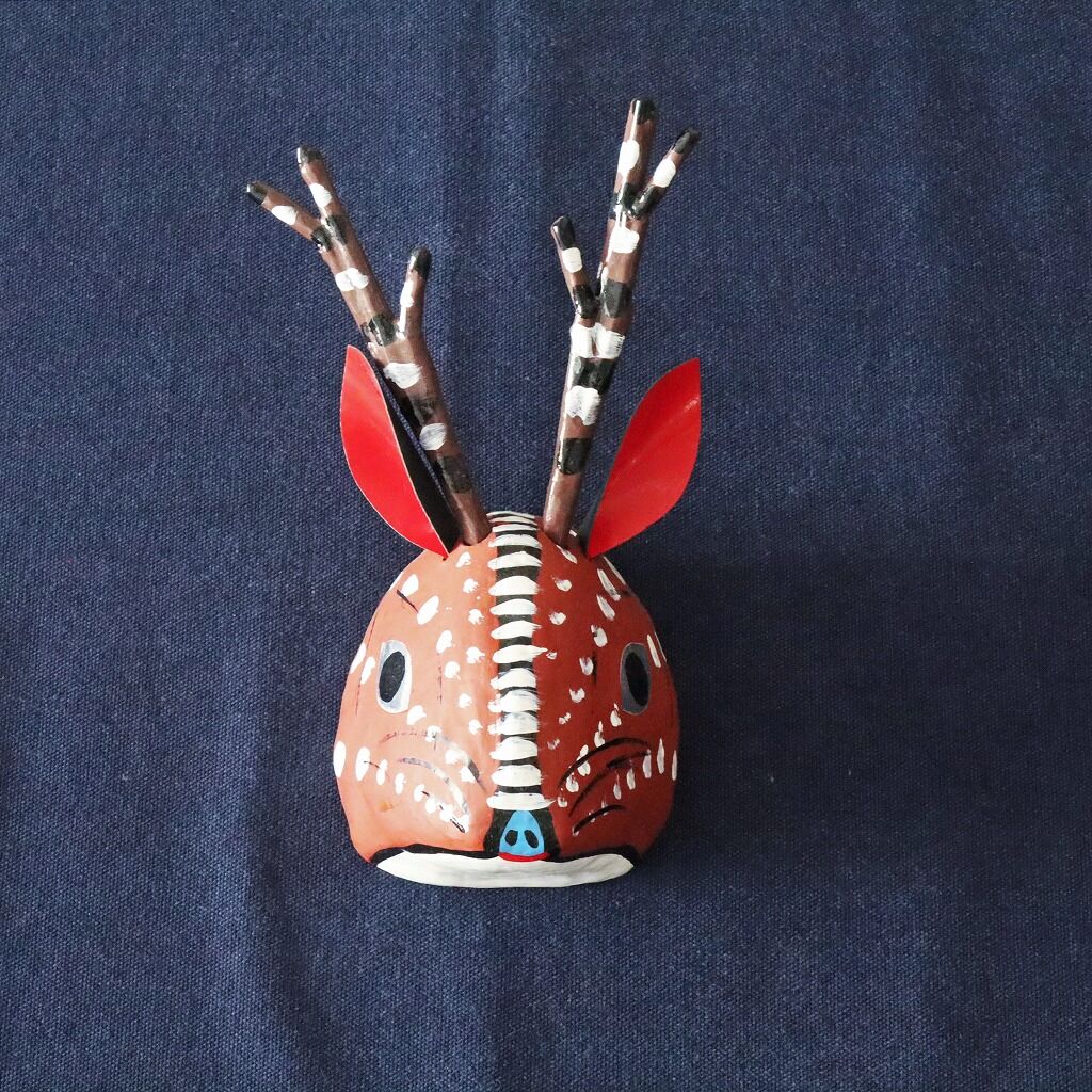 鹿面 愛媛 宇和島 郷土玩具 お面 壁掛け 張子 鹿面 小 （愛媛 宇和島の郷土玩具） | MARKUS
