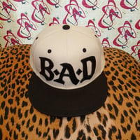 BIG AUDIO DYNAMITE/B.A.D flat visor cap  オフホワイト✕黒