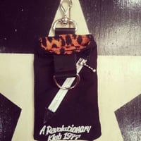 REVERSIBLE MOBILE HOLDER  black×leopard