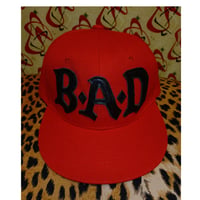 BIG AUDIO DYNAMITE/B.A.D flat visor cap  赤✕黒