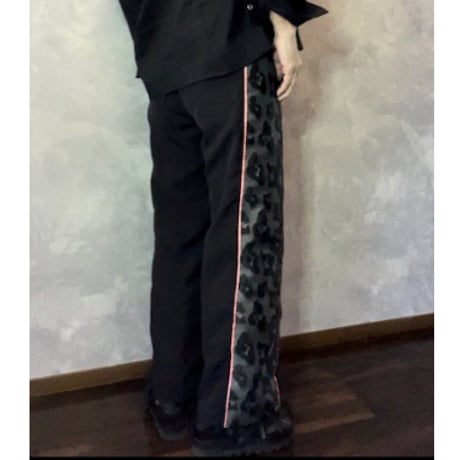 Italy素材レオパードパンツ