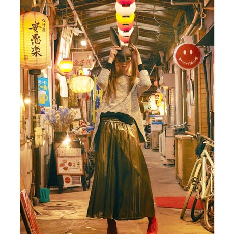 メタリックリバーシブルスカート