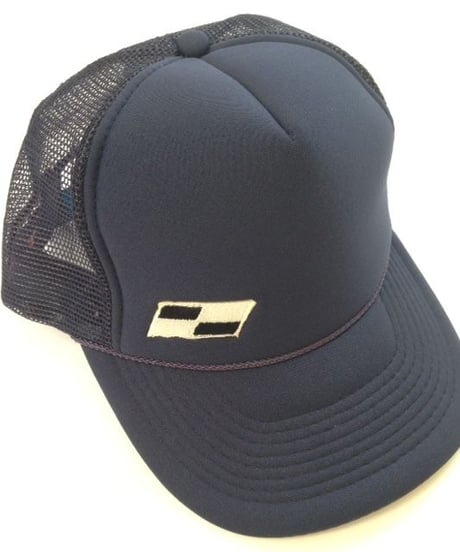 TRUCKER  mesh  CAP  "Classic Patch"  （Navy）
