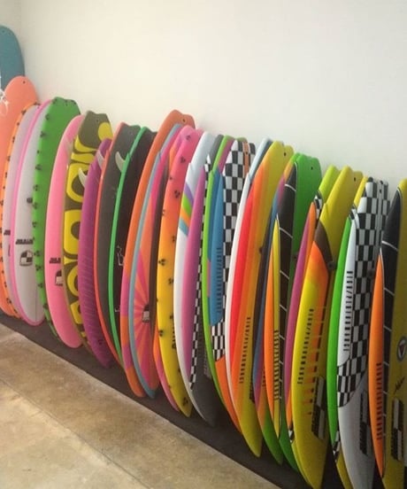 5'6"  HIGH  PERFORMANCE   "Shelly" Air brushed & Hand shaped by Peter Schroff