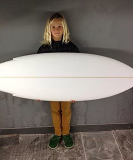 5'4" HIGH  PERFORMANCE  "TAMMA"  Air brushed & Hand shaped by Peter Schroff