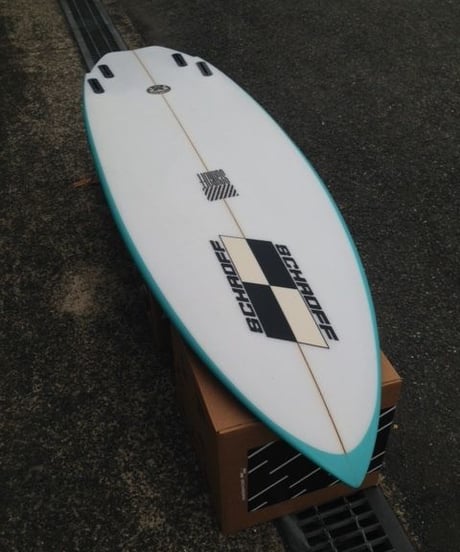 6'2"  HIGH  PERFORMANCE  "Peny" Air brushed & Hand shaped by Peter Schroff