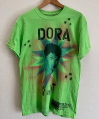 STENCILED "DORA" TEE (Kiwi)M