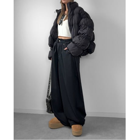 裏起毛バレルレッグスウェットパンツ【BLACK】