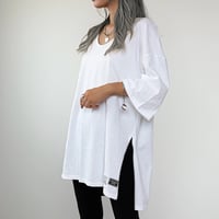 UネックサイドスリットBIG T 【WHITE】