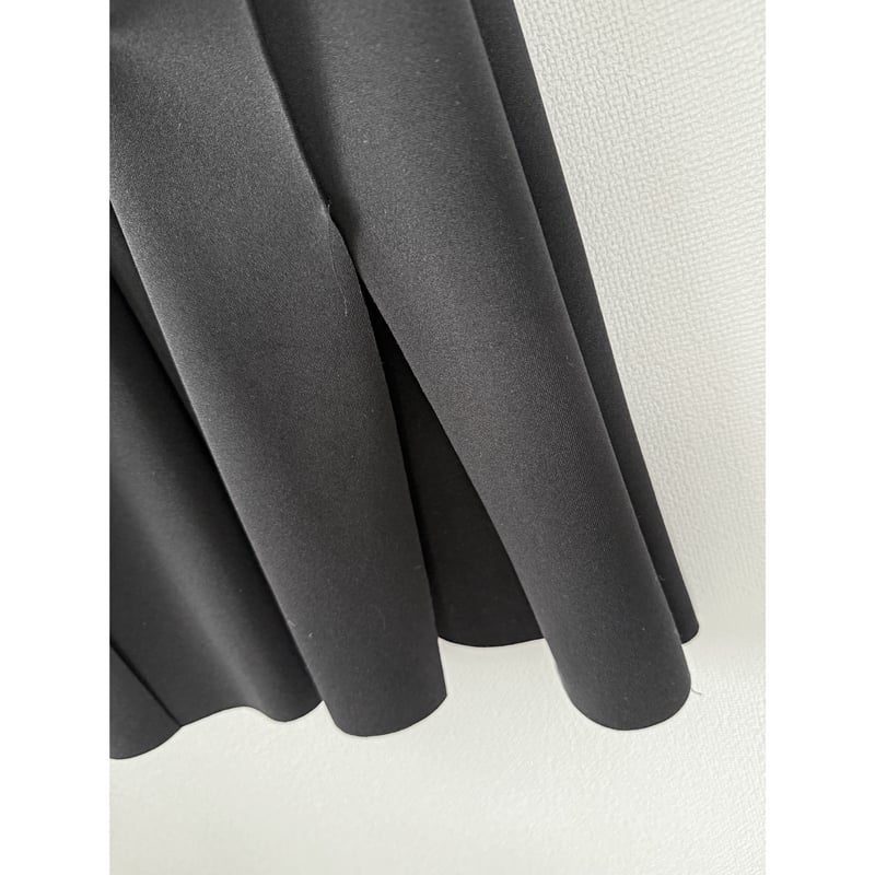 センタースリットレギンスパンツ【BLACK】 | Welina