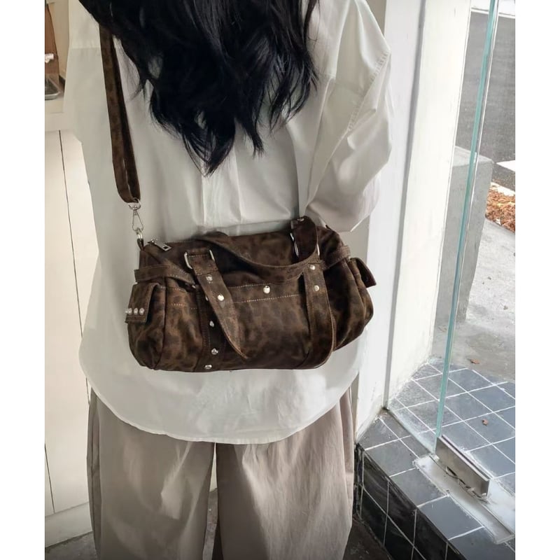 レオパードスタッズバレルバッグ | Welina