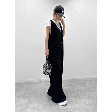 フロントZIPスウェットサロペット【BLACK】